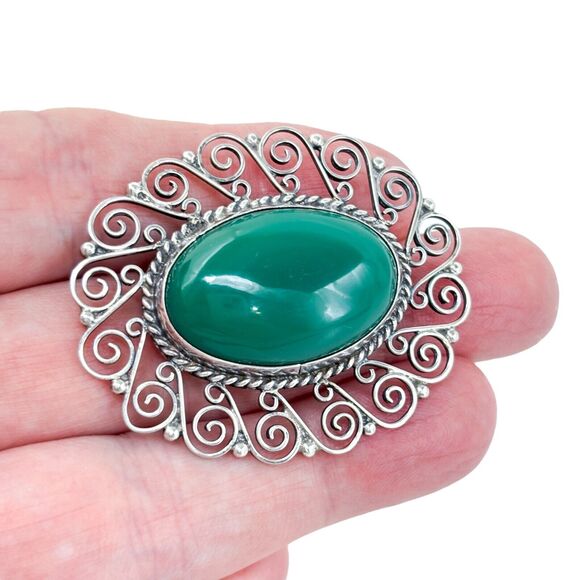 Green Onyx Filigree Brooch Pin | Vintage Sterling Silver 925 - Picture 1 of 7